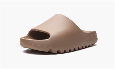 yeezy slip on shoes